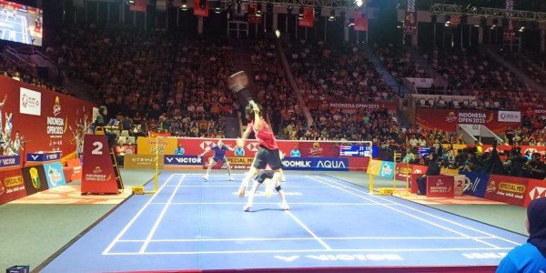 Kejutan, Ganda Campuran Non-Unggulan China Cheng/Zhang Tembus Semifinal Indonesia Open 2025