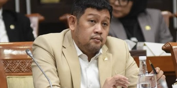 Presiden Naikkan Gaji Hakim, DPR Puji Prabowo