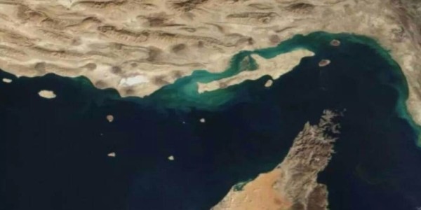 Usai Diserang AS, Parlemen Iran Putuskan Tutup Selat Hormuz