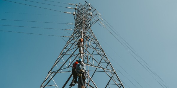 Durasi dan Frekuensi Gangguan Listrik Menurun, PLN Catat Kinerja Operasional Positif sepanjang 2024