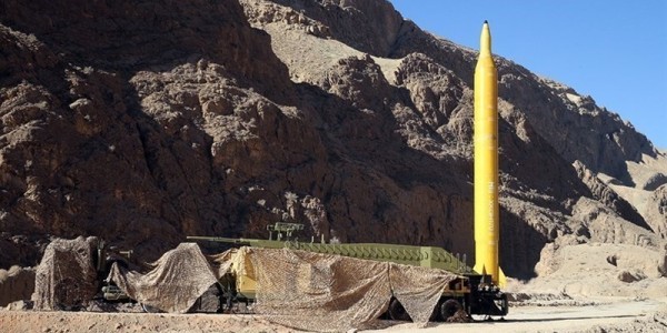 Pertama Kalinya, Iran Luncurkan Rudal Khaibar Berhulu Ledak Ganda ke Israel