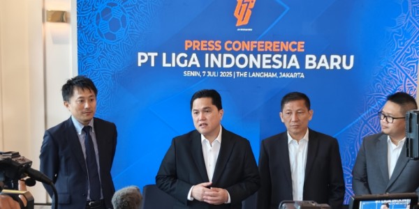 Bantah Ada Pengunduran Jadwal, Ferry Paulus Pastikan Kick Off Liga 1 2025/2026 Tanggal 8 Agustus 2025