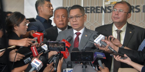 Penjelasan Wakil Ketua DPR  Adies Kadir Usai Pimpin Sidang Paripurna DPR