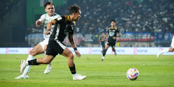 Piala Presiden 2025: Persib Gagal Taklukkan 10 Pemain Dewa United