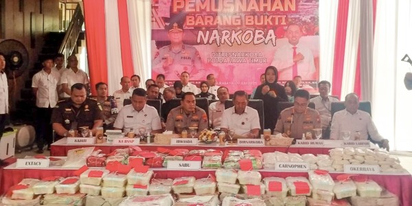 3.022 Kasus Narkoba, Polda Jatim Tangkap 3.876 Tersangka dan Selamatkan 1,2 Juta Jiwa