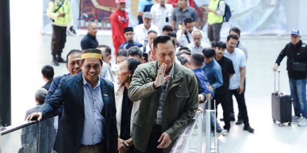 Di Bandara Sultan Hasanuddin, AHY: Transformasi Besar Infrastruktur untuk Konektivitas Kawasan Timur