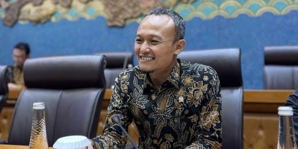 AS Kenakan Tarif Resiprokal 32%, DPR Desak Pemerintah Lindungi Industri Dalam Negeri