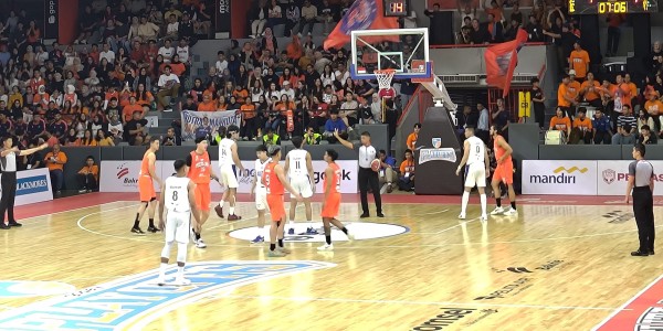 Balas Bantai Satria Muda di Gim Kedua, Pelita Jaya Paksakan Gim Ketiga Semifinal IBL 2025