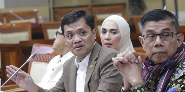 Komisi III DPR Tanggapi Gangguan Web Resmi DPR