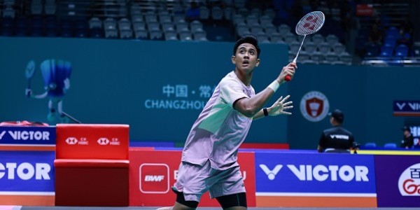 Bikin Panik Juara Dunia! Alwi Farhan Nyaris Libas Kunlavut di China Open 2025