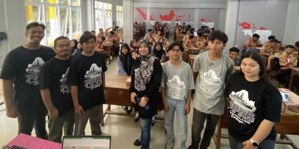Mitigasi Bahaya Narkoba, UPIK3 PPNS Gelar Sosialisasi bagi Siswa di SMK Adhikawacana Surabaya