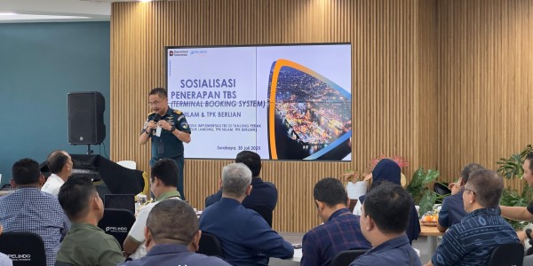 Terminal Teluk Lamong Terapkan Terminal Booking System di TPK Nilam dan TPK Berlian