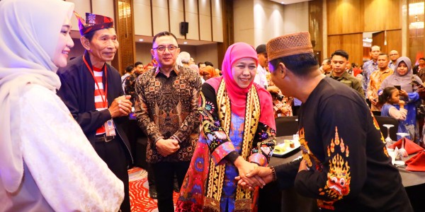 Perkuat Sinergi Antarprovinsi, Gubernur Khofifah Ajak Masyarakat Lampung Asal Jatim Guyub Rukun