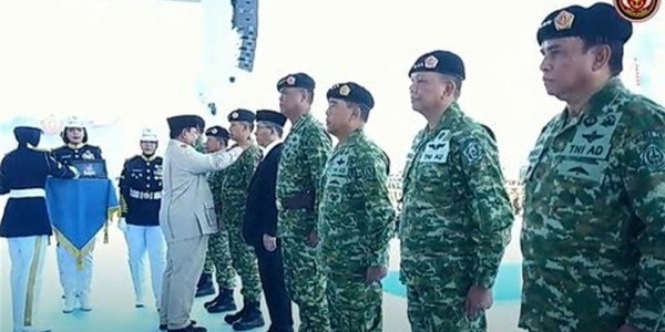 Prabowo Anugerahi Jenderal Kehormatan untuk Sjafrie hingga Ali Sadikin