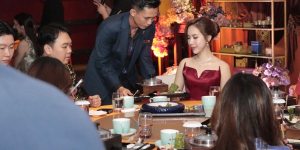 Vasa Hotel Surabaya Sambut Festival Pertengahan Musim Gugur dengan Koleksi Mooncake Royal Fengxian