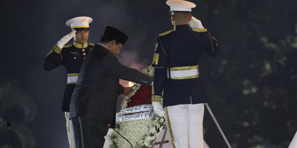Tengah Malam, Presiden Prabowo Pimpin Ziarah dan Renungan Suci