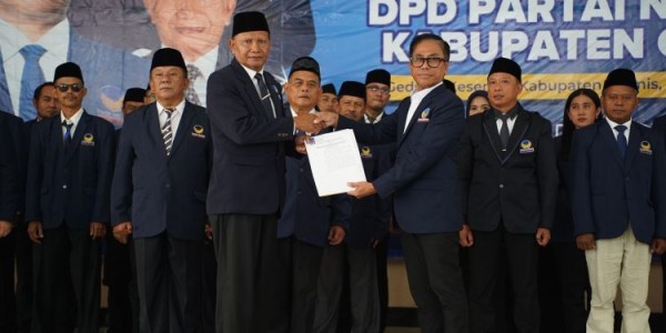 Kang Rachmat Resmi Melantik Toto Marwoto Sebagai Ketua DPD NasDem Ciamis