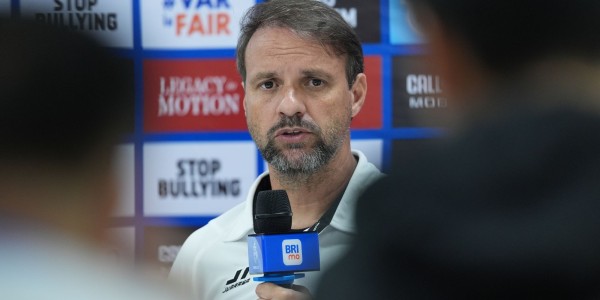 Mauricio Souza Ingatkan The Jakmania agar Tak Terlalu Dini Bicara Peluang Juara Persija, Musim Masih Panjang
