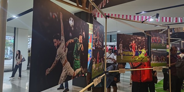 Perjalanan Timnas Indonesia Ditampilkan Melalui Pameran Foto dan Karya Tulis "90 & Beyond"