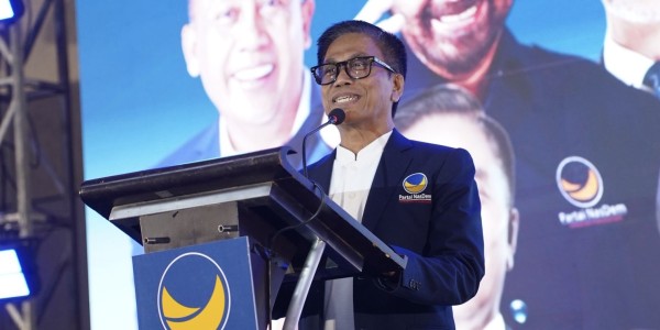 Lantik NasDem Kota Cirebon, Kang Rachmat Tekankan Kekuatan Struktur Menuju 2029