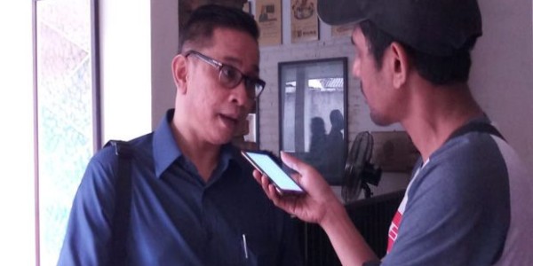 “Senjakala Kapitalisme Global: Paradoks AI, UBI, dan Geneologi Perubahan Politik Indonesia”