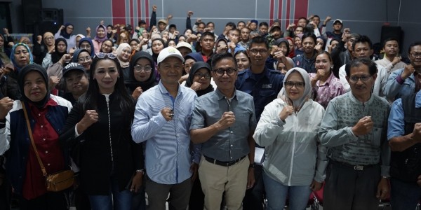 Bersama Koordinator MRC, Mamat Rachmat Sosialisasikan Perda Perlindungan Tenaga Kerja
