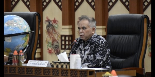 Istana Bantah Isu Pergantian Kapolri, Haidar Alwi: Mari Hormati Keputusan Resmi Negara