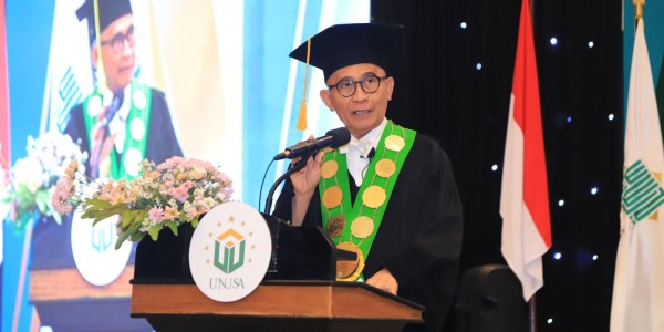 Suasana Haru Warnai Wisuda Unusa, Rektor Isyaratkan Perpisahan
