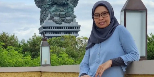 Akademisi Unair Kritisi Wacana Kebijakan Komdigi Satu Orang Satu Akun Media Sosial