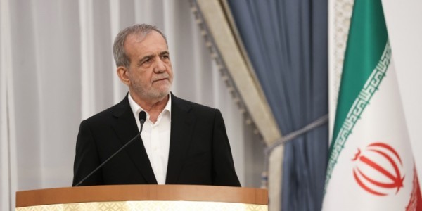 Presiden Iran Tegaskan Tak akan Pernah Tunduk Pada Asing