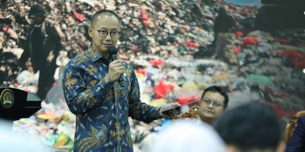 Eddy Soeparno: Parlemen Harus Terdepan Dorong Percepatan Transisi Energi dan Aksi Iklim