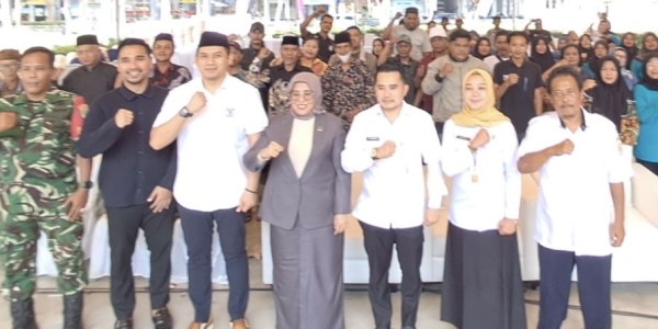 Siti Qomariyah Ajak Aparatur Desa Perkuat Pengawasan demi Kemajuan Ekonomi Lokal