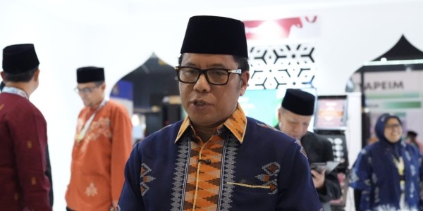 Kemenag Masuk Tiga Besar Kementerian Berkinerja Terbaik Versi IndoStrategi
