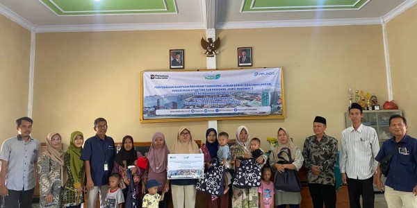 Pelindo Kawasan Tegal Salurkan Bantuan CSR untuk Atasi Stunting di Brebes
