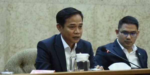 Dana Daerah Rp 234 Triliun Mengendap di Bank, Komisi II Desak Pemda Percepat Realisasi Anggaran