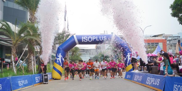 Marriott International Surabaya Rayakan Semangat Berbagi Lewat Road to Give 2025
