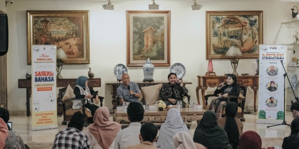 Rayakan Bulan Bahasa, Narabahasa Gelar Diskusi Bahas Fenomena Meme 