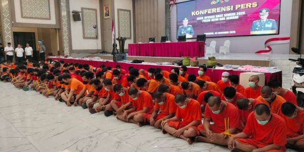 12 Hari Operasi Sikat Semeru 2025, Polda Jatim Ungkap Ribuan Kasus Kriminal di Jawa Timur