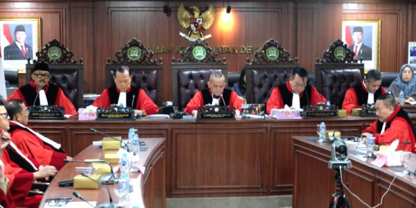 Mahkamah Kehormatan Dewan (MKD) Gelar Sidang Putusan Etik  Lima Anggota DPR RI
