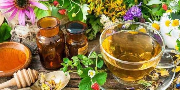 Kenali Manfaat dan Efeknya Sebelum Minum Obat Herbal