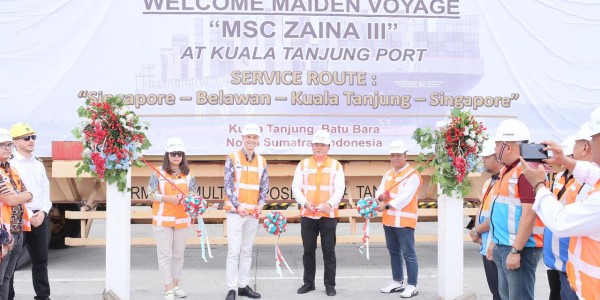 PT PMT Layani Kegiatan Pengapalan Petikemas Internasional Perdana MSC Group dari Kuala Tanjung ke Singapura