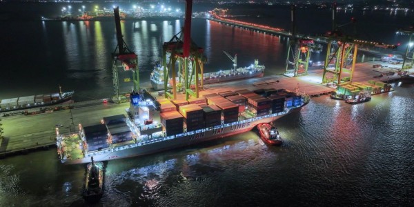 PT Terminal Teluk Lamong Catat Kenaikan Arus Petikemas 6,5 Persen pada Oktober 2025