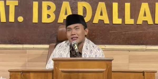 KPAI Minta Kemenag Bina Pendakwah Usai Perilaku Gus Elham Cium Anak-anak