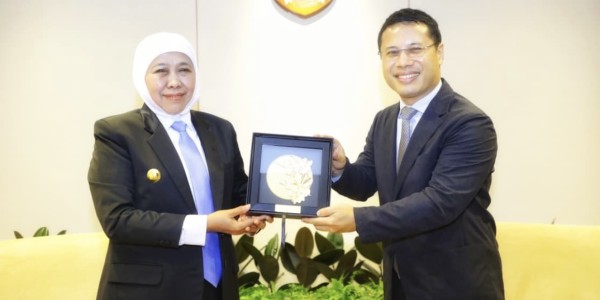RISING Fellowship Gubernur Khofifah Bertemu Mendik Singapura, Perkuat Kerja Sama Pendidikan