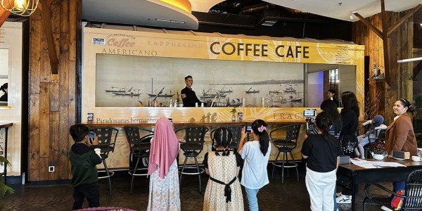 Mercure Surabaya Grand Mirama Hadirkan Vlogcation, Ruang Ekspresi Kreatif di Dunia Hospitality