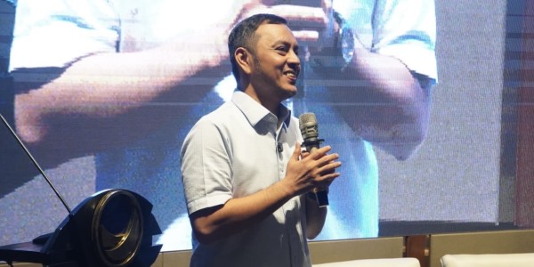 NasDem Hidupkan Kembali Spirit Pemikiran Tan Malaka lewat Bedah Buku ‘Naar De Republiek’