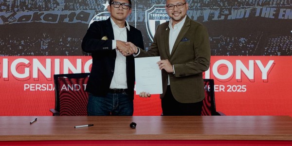Persija Resmi Jalin Kolaborasi dengan Klub Malaysia Terengganu FC