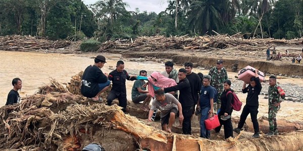 Pemerintah Diminta Segera Tetapkan Status Bencana Nasional terkait Banjir-Longsor Sumatera