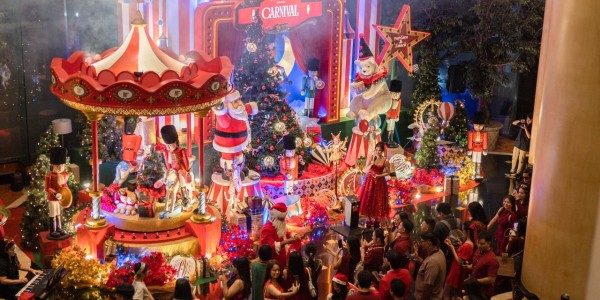 JW Marriott Surabaya Hadirkan Festive Carnival untuk Musim Liburan 2025