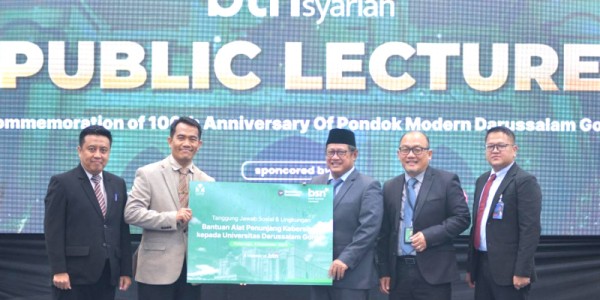 Literasi Keuangan Syariah Butuh Peran Serta Santri
